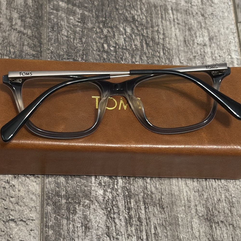 Toms Jenkins Glasses - Picture 3 of 7